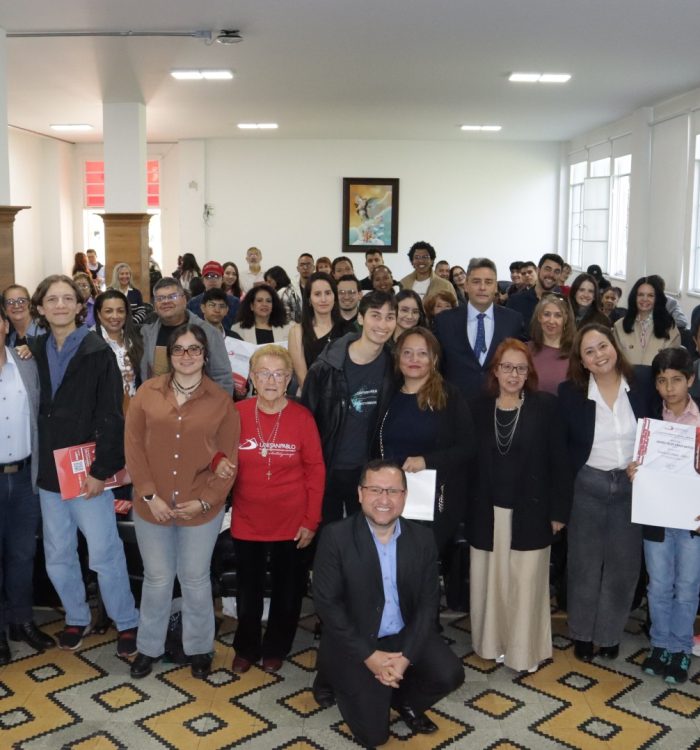 UNISANPABLO celebra la entrega de diplomas de sus cursos de formación 2026